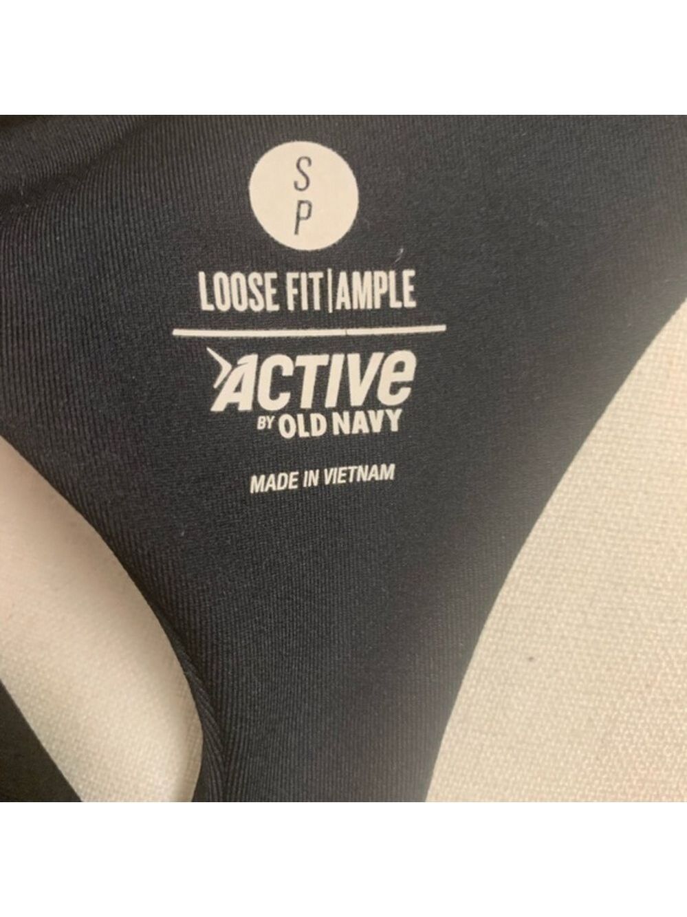 NWOT Old Navy Black Active Tank Top - Picture 3 of 3